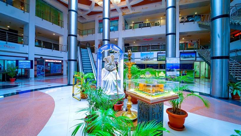 Imagen de los interiores del Hotel The Plaza, Hyderabad. Foto 15