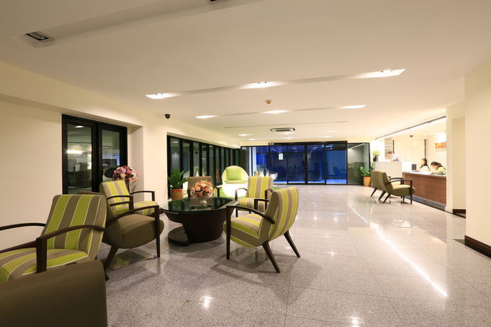 Imagen de los interiores del Hotel The Plimplace 2. Foto 7