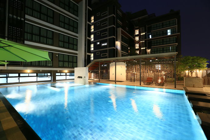 Imagen de la piscina del Hotel The Plimplace 2. Foto 11