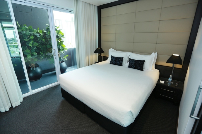 Imagen de la habitación del Hotel The Point Brisbane. Foto 7