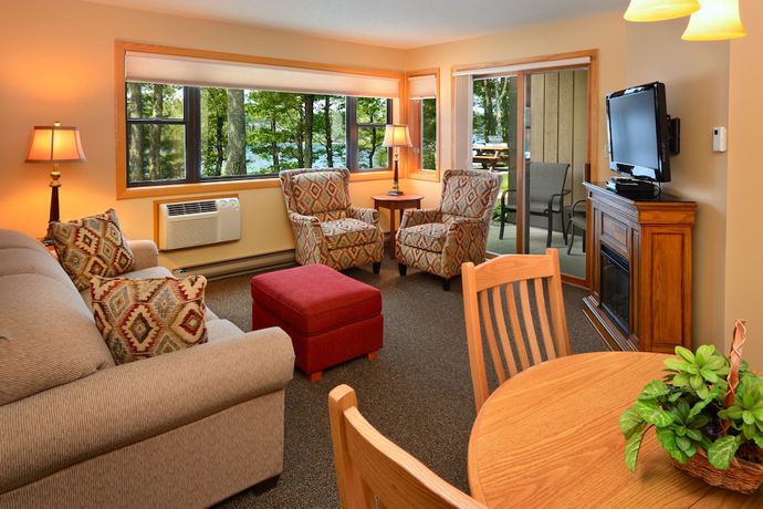 Imagen de la habitación del Hotel The Pointe And Suites. Foto 16