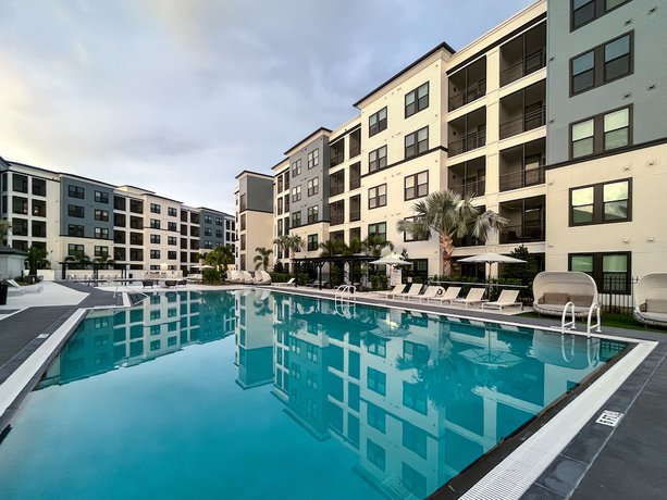 Imagen general del Hotel The Pointe Condos by Barsala. Foto 1