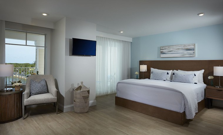 Imagen de la habitación del Hotel The Pointe. Foto 11