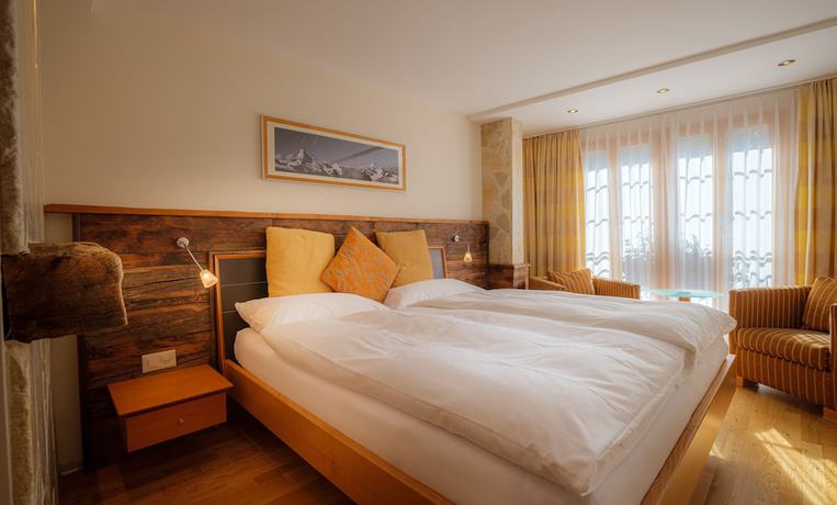 Imagen de la habitación del Hotel The Pollux. Foto 9