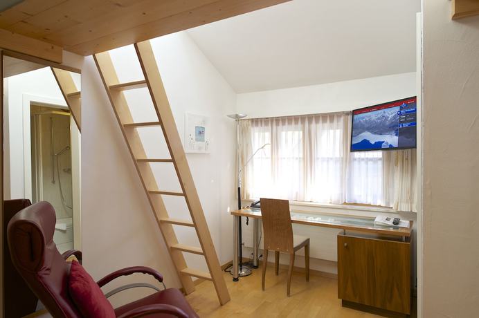 Imagen de la habitación del Hotel The Pollux. Foto 12