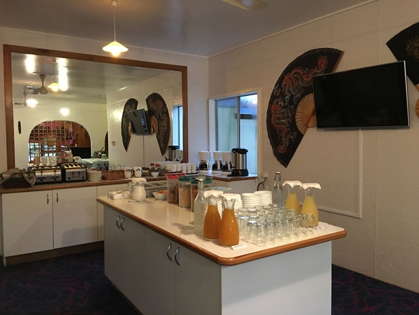 Imagen del bar/restaurante del Hotel The Polynesian Apartments. Foto 3