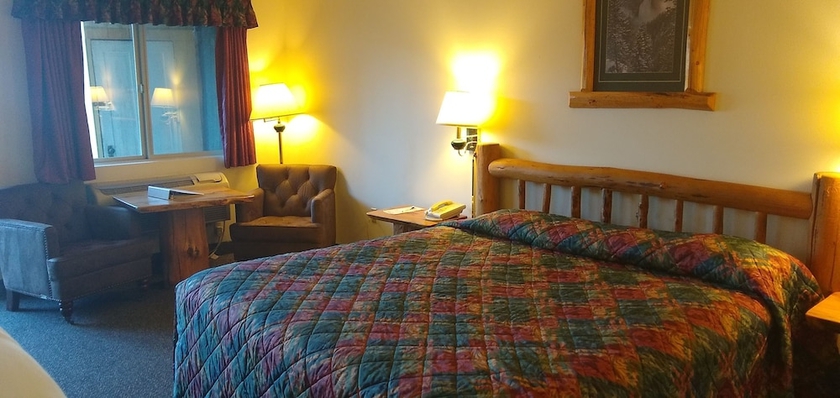 Imagen de la habitación del Hotel The Ponderosa Motel. Foto 15