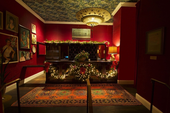 Imagen de los interiores del Hotel The Pontchartrain. Foto 17