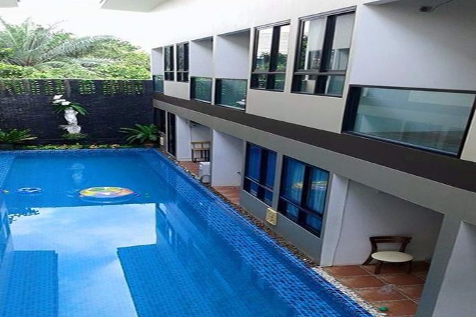 Imagen de los exteriores del Hotel The Pool Resort. Foto 12