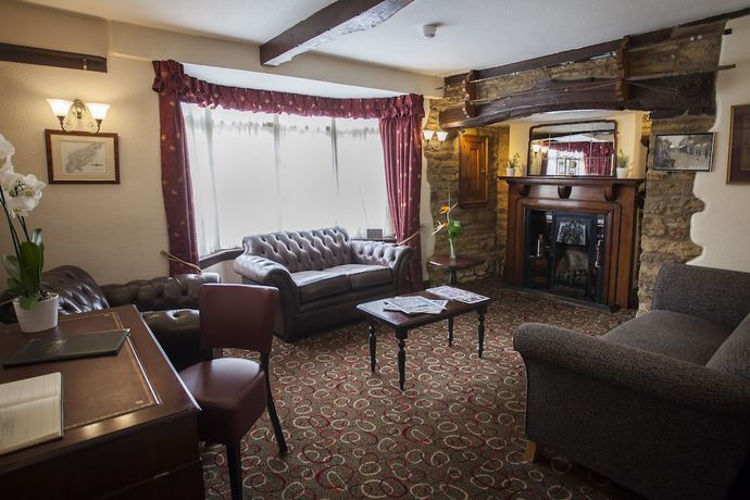 Imagen de los interiores del Hotel The Poplars. Foto 19