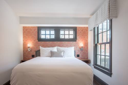 Imagen de la habitación del Hotel The Poppy Georgetown Guesthouse and Gardens. Foto 6