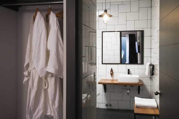 Imagen de la habitación del Hotel The Pops. Foto 10