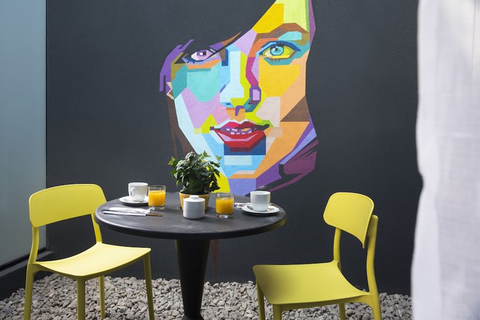 Imagen de los interiores del Hotel The Pops. Foto 18