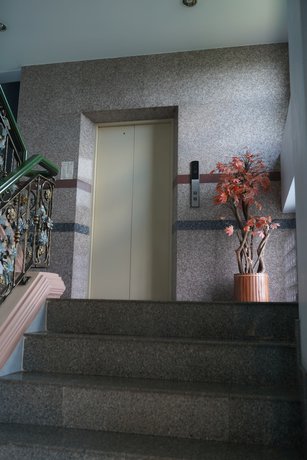 Imagen de los interiores del Hotel The Popular place. Foto 14