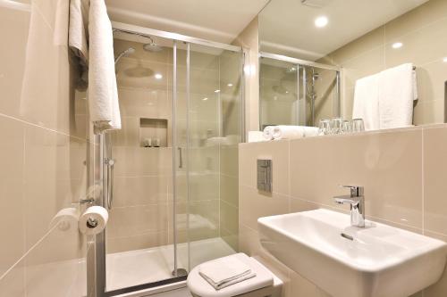 Imagen de la habitación del Hotel The Porchester. Foto 4