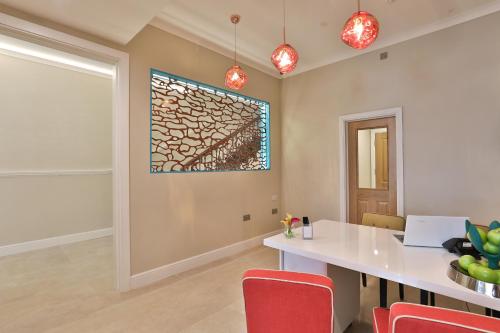 Imagen de los interiores del Hotel The Porchester. Foto 9