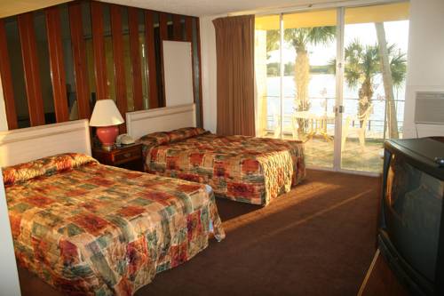 Imagen de la habitación del Hotel The Port And Marina. Foto 8