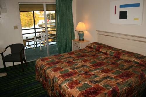 Imagen de la habitación del Hotel The Port And Marina. Foto 12