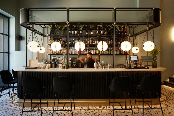 Imagen del bar/restaurante del Hotel The Port Square. Foto 4