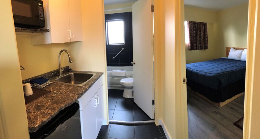 Imagen de la habitación del Hotel The Port-O-Call Inn and Suites. Foto 4