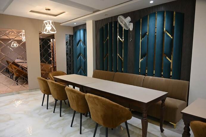 Imagen general del Hotel The Posh. Foto 15