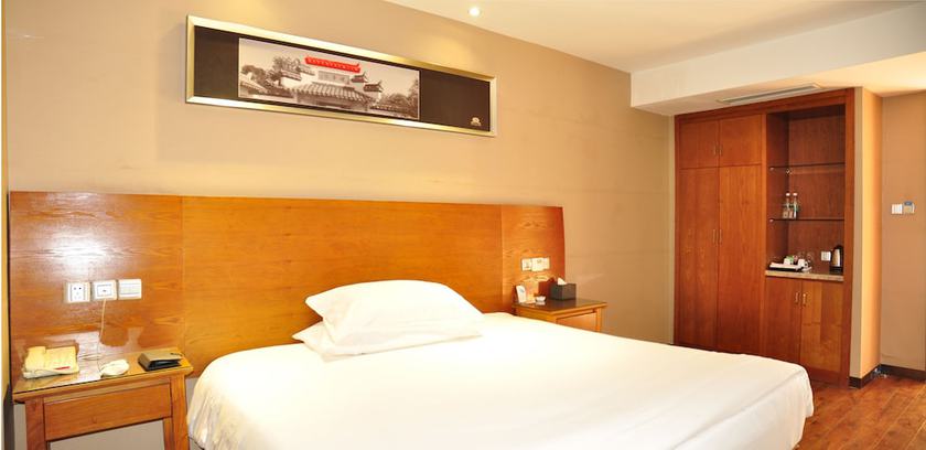 Imagen de la habitación del Hotel The Posh Hotel. Foto 11