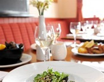 Imagen de la habitación del Hotel The Potters Arms. Foto 7