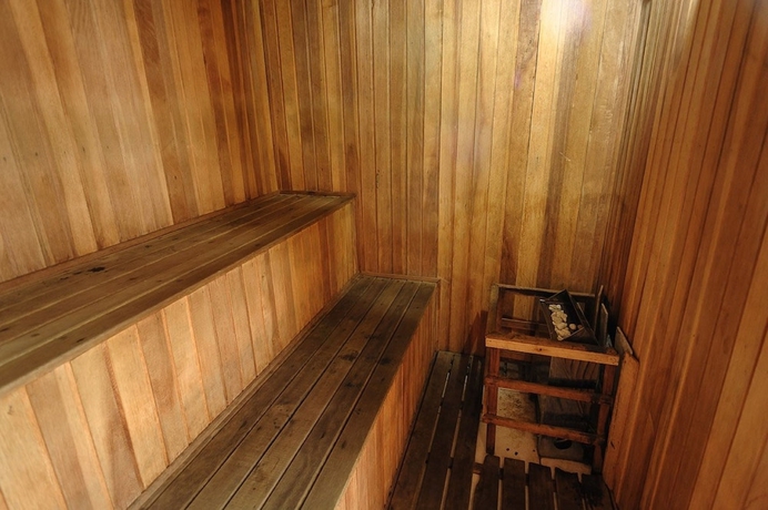 Imagen de la piscina del Hotel The Premium. Foto 19