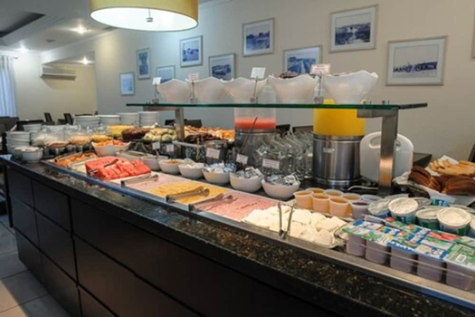 Imagen del bar/restaurante del Hotel The Premium. Foto 4