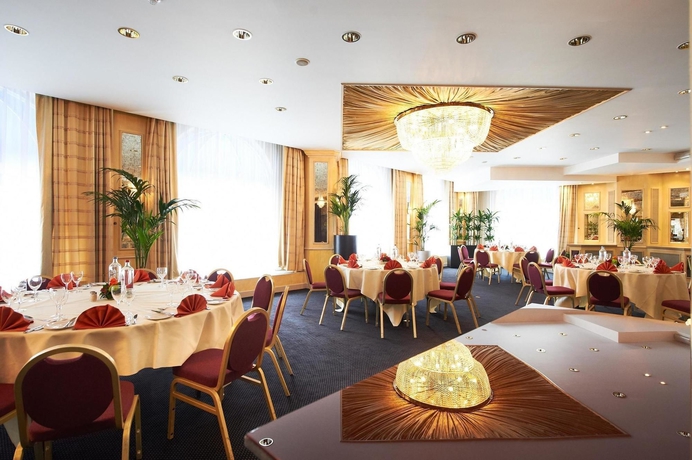 Imagen del bar/restaurante del Hotel The President Brussels. Foto 4