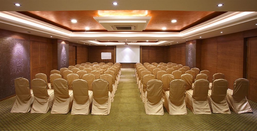 Imagen de los interiores del Hotel The President, Jayanagar. Foto 9