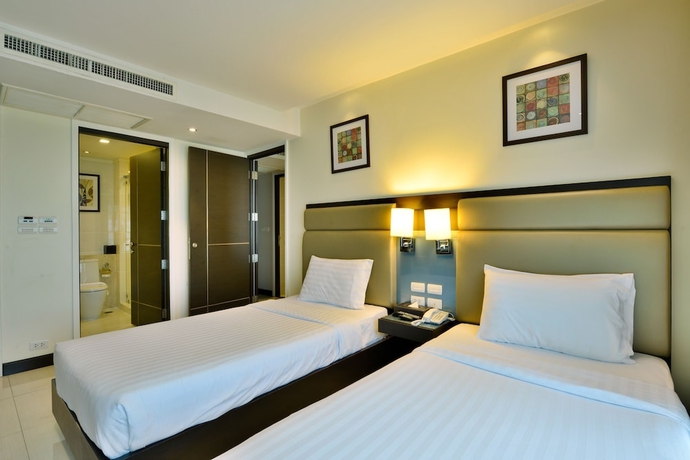 Imagen de la habitación del Hotel The Prestige Nana. Foto 13