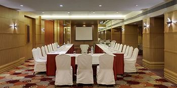 Imagen de los interiores del Hotel The Pride Chennai. Foto 12