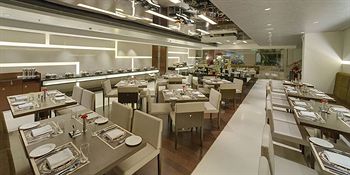 Imagen del bar/restaurante del Hotel The Pride. Foto 2