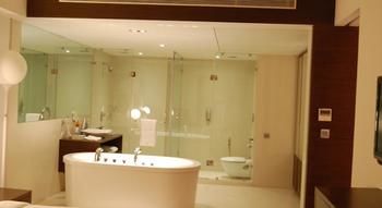 Imagen de la habitación del Hotel The Pride. Foto 5