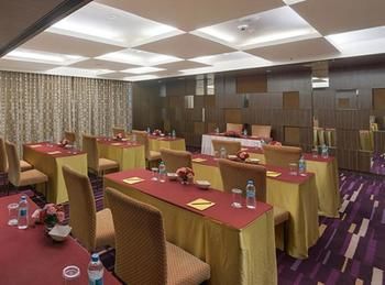 Imagen de los interiores del Hotel The Pride. Foto 15