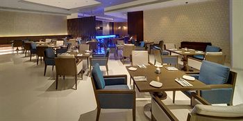 Imagen del bar/restaurante del Hotel The Pride. Foto 3