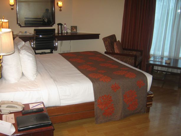 Imagen de la habitación del Hotel The Pride Nagpur. Foto 5
