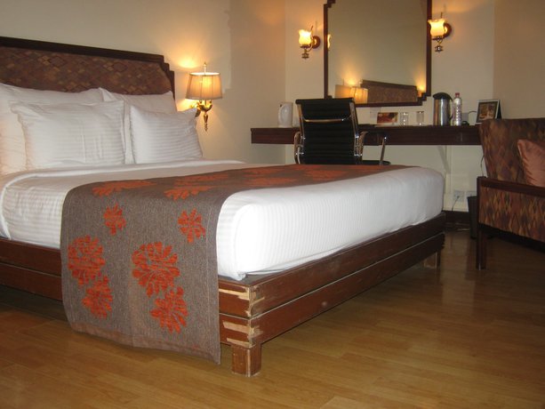 Imagen de la habitación del Hotel The Pride Nagpur. Foto 10