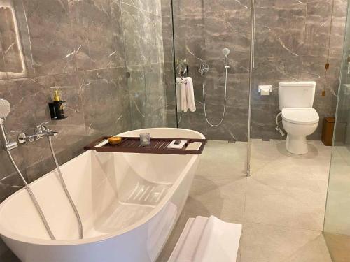 Imagen general del Hotel The Prime Canggu Bali. Foto 9