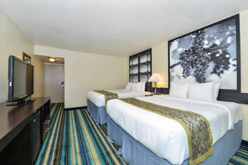 Imagen de la habitación del Hotel The Prime Suites, Vallejo - Napa Valley and Six Flags Discovery Kingdom. Foto 7