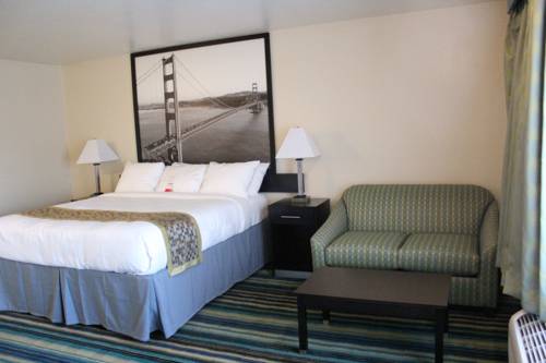 Imagen de la habitación del Hotel The Prime Suites, Vallejo - Napa Valley and Six Flags Discovery Kingdom. Foto 14