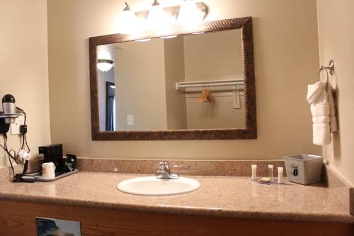 Imagen de la habitación del Hotel The Prime Suites, Vallejo - Napa Valley and Six Flags Discovery Kingdom. Foto 15