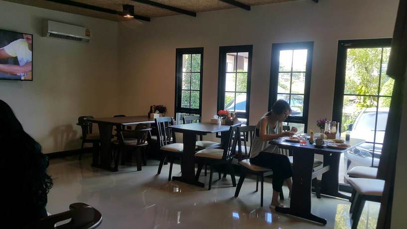 Imagen del bar/restaurante del Hotel The Prince, Ban Lao Ya. Foto 3