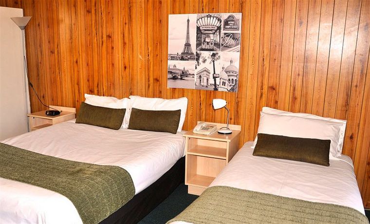Imagen de la habitación del Hotel The Prince Mark Motor Inn. Foto 10