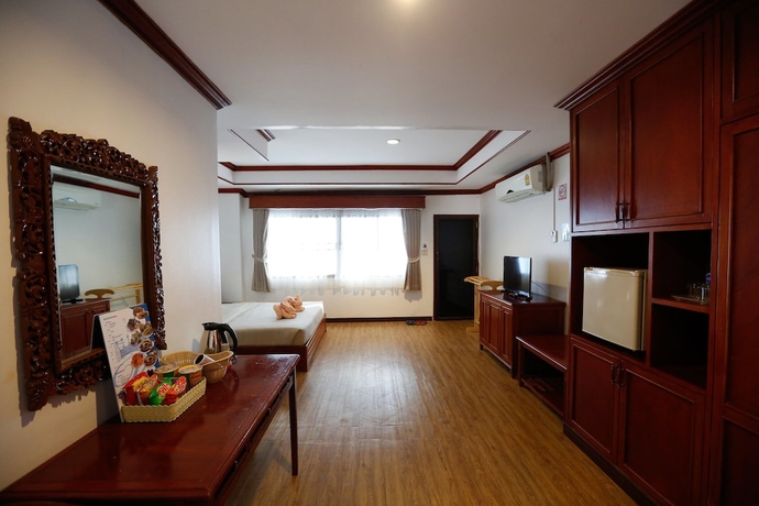 Imagen de la habitación del Hotel The Princess Beach Resort. Foto 8