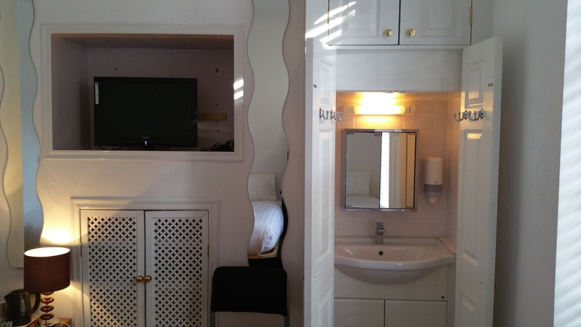 Imagen de la habitación del Hotel The Princess – St Pancras Group. Foto 7