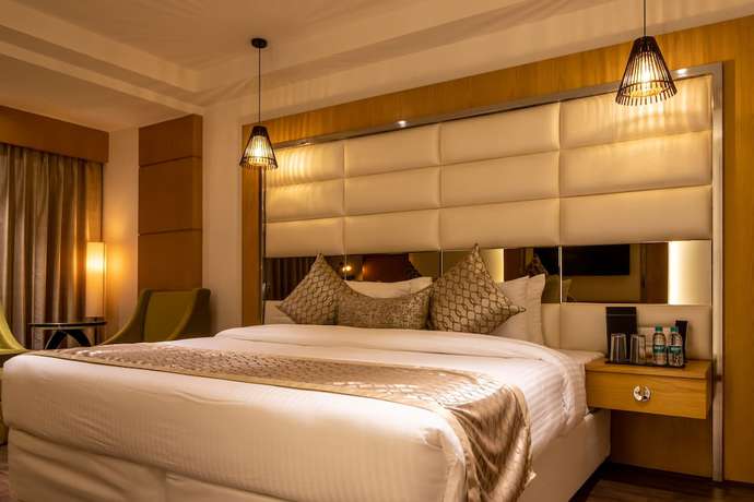 Imagen de la habitación del Hotel The Pristine Kanpur. Foto 15