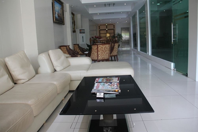 Imagen de los interiores del Hotel The Privi Suites. Foto 14