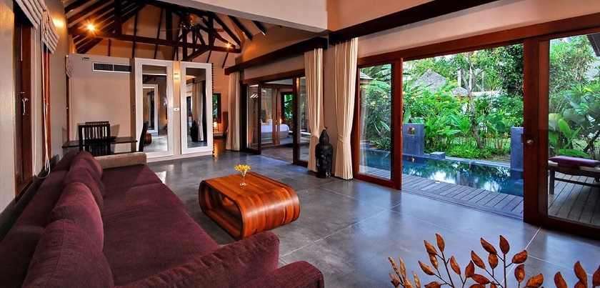 Imagen de los interiores del Hotel The Privilege Ezra Beach Club. Foto 12